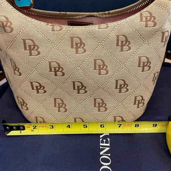DOONEY BOURKE BUCKET BAG - Picture 7 of 9